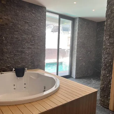 Apartment Camelia 7 Brand New On Cleopatra Side!